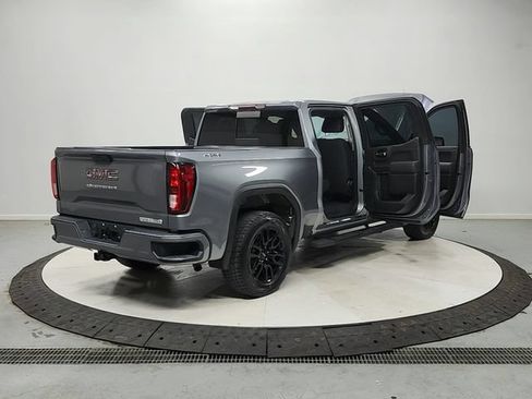 Used 2020 GMC Sierra 1500 Elevation w/ Elevation Value Package AWD/4WD image 16