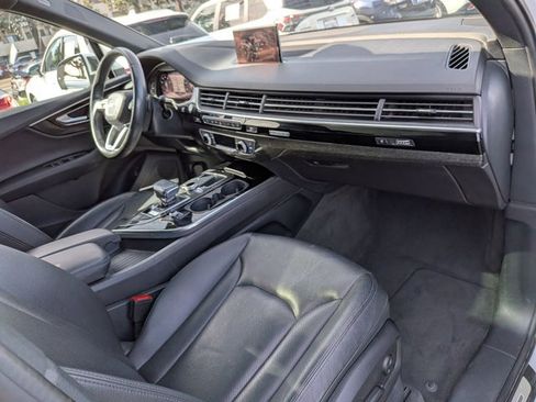Used 2018 Audi Q7 3.0T Prestige AWD/4WD image 22