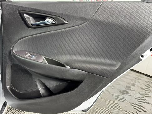 Used 2023 Chevrolet Malibu LS FWD image 39