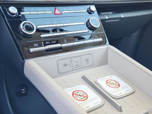 New 2026 Hyundai Santa Fe SE FWD image 14