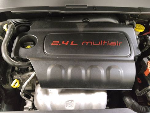Used 2018 Jeep Compass Sport w/ Tech Group FWD image 30