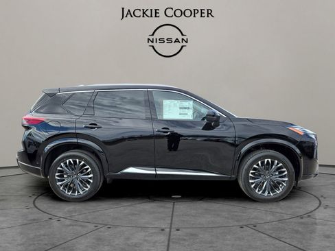 New 2026 Nissan Rogue Platinum w/ Platinum Premium Package image 6