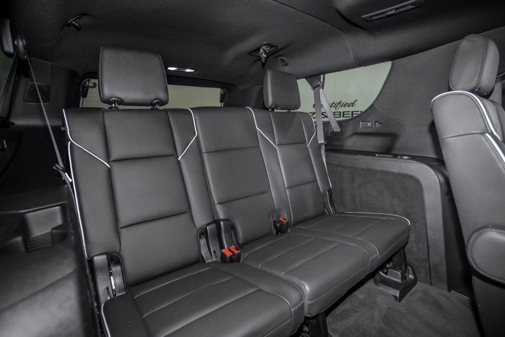 Used 2025 Cadillac Escalade ESV Sport w/ Touring Package AWD/4WD image 15