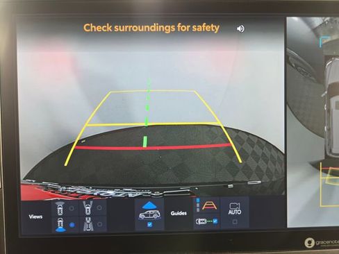 Used 2023 Toyota Sequoia Limited image 21