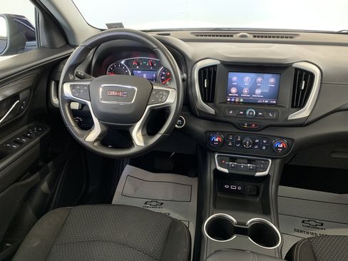 Used 2022 GMC Terrain SLE w/ Driver Convenience Package image 18