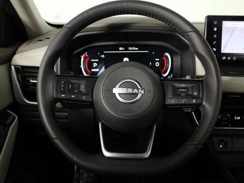 Certified 2024 Nissan Rogue SL w/ SL Premium Package FWD image 10