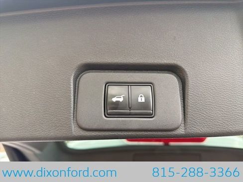 Used 2023 Nissan Rogue SL AWD/4WD image 28