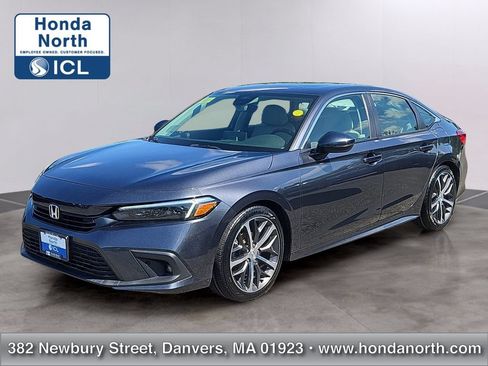 Used 2022 Honda Civic Touring image 1