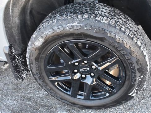 Used 2025 Chevrolet Silverado 1500 Custom Trail Boss image 11