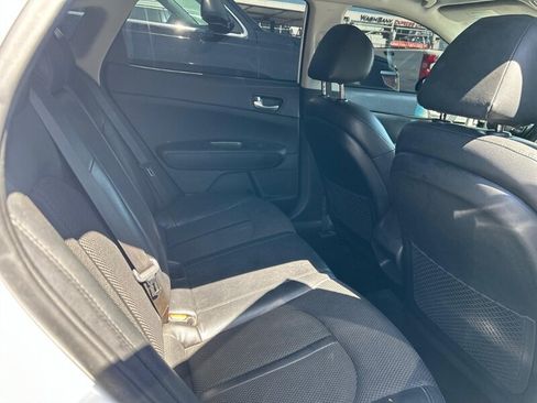 Used 2020 Kia Optima S FWD image 17