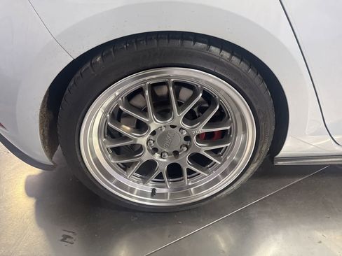 Used 2019 Volkswagen GTI S image 16