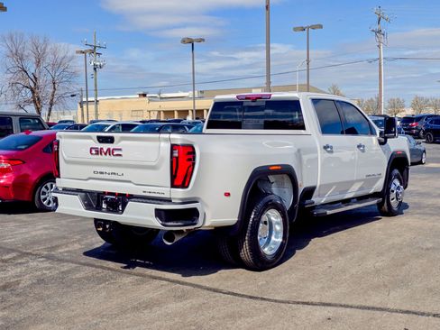 Used 2024 GMC Sierra 3500 Denali w/ Technology Package image 22