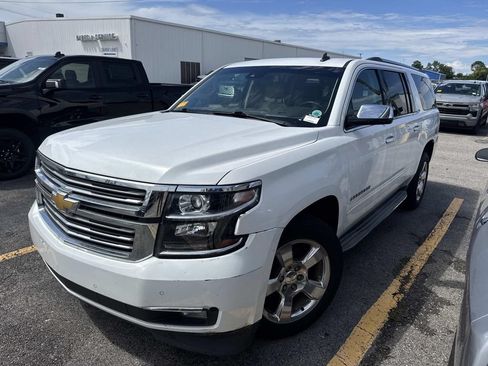 Used 2015 Chevrolet Suburban LTZ AWD/4WD image 3