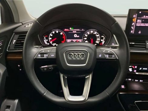 Used 2023 Audi Q5 2.0T Premium w/ Convenience Package AWD/4WD image 11