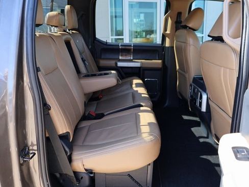 Certified 2022 Ford F250 Lariat w/ Lariat Value Package image 15