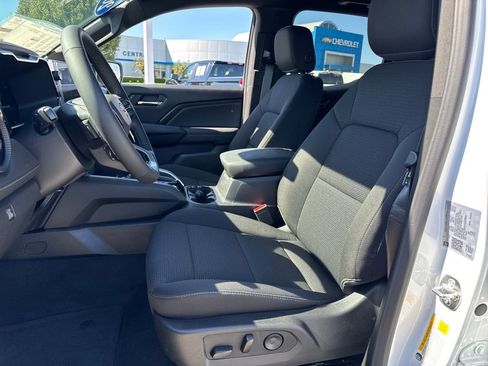 New 2026 Chevrolet Colorado LT image 15