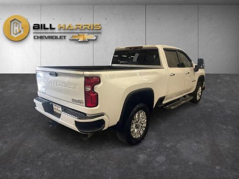 Used 2020 Chevrolet Silverado 3500 High Country w/ Z71 Off-Road Package AWD/4WD image 2