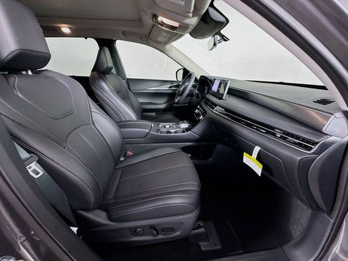 Used 2026 INFINITI QX60 Luxe image 36
