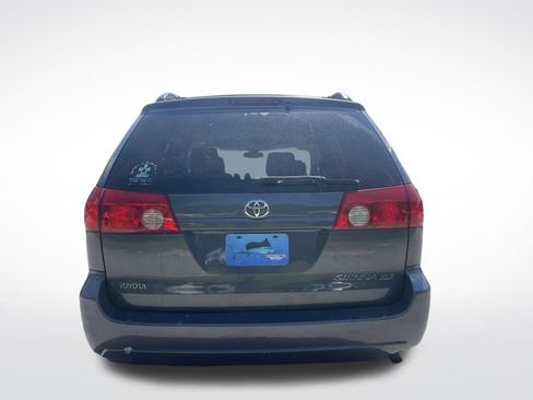 Used 2006 Toyota Sienna XLE w/ XLE Pkg 3 FWD image 7
