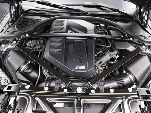 Used 2025 BMW M2 w/ Lighting Package image 16