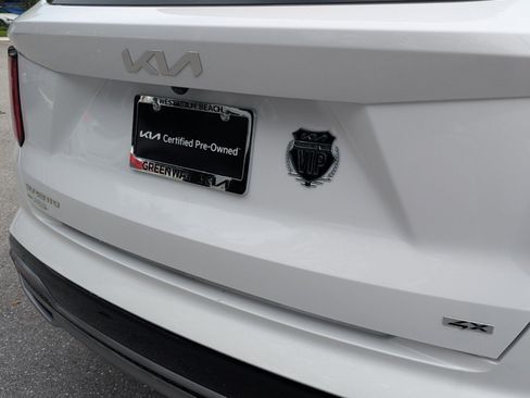 Certified 2023 Kia Sorento SX AWD/4WD image 9