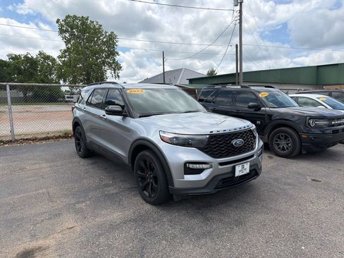 Used 2022 Ford Explorer ST w/ Equipment Group 401A AWD/4WD image 5