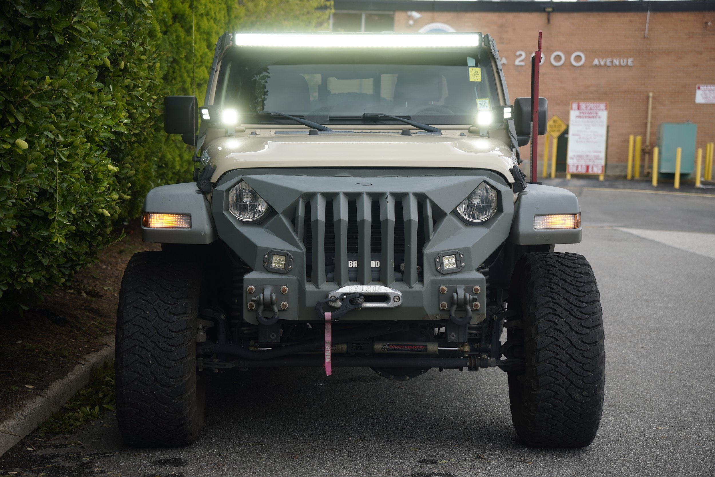 Used 2020 Jeep Gladiator Sport w/ Quick Order Package 24S AWD/4WD image 11