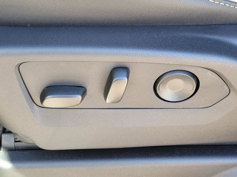 New 2026 GMC Yukon XL Elevation w/ Elevation Premium Package image 12