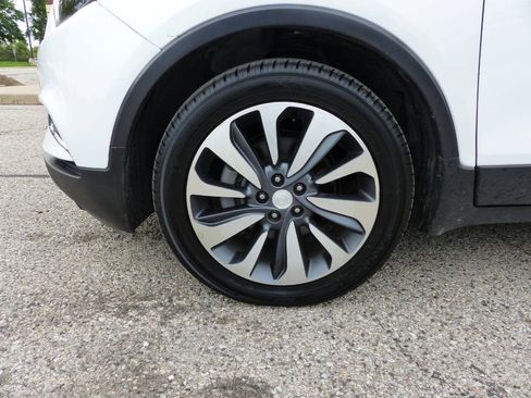 Used 2021 Buick Encore Preferred FWD image 13