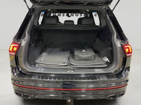 Used 2025 Volkswagen Jetta SE w/ Sunroof Package image 10