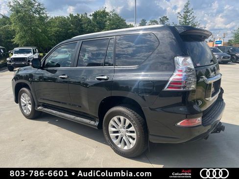 Used 2023 Lexus GX 460 Premium w/ Premium Plus Package AWD/4WD image 3