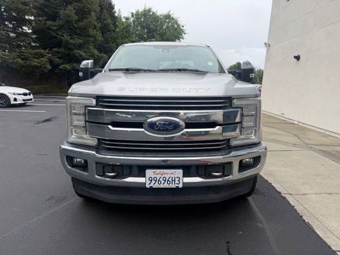 Used 2017 Ford F350 Lariat w/ Lariat Ultimate Package AWD/4WD image 8