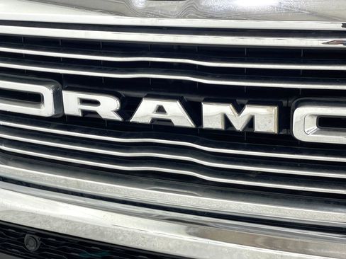 Used 2020 RAM 1500 Laramie AWD/4WD image 37