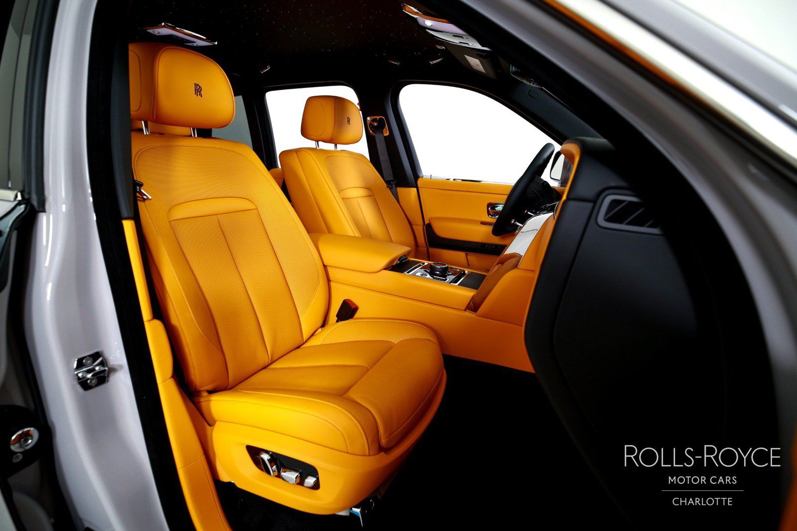 New 2027 Rolls-Royce Cullinan AWD/4WD image 34
