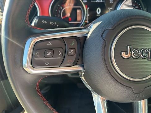 Used 2021 Jeep Wrangler Unlimited Rubicon image 13