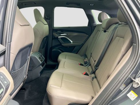 Used 2025 Audi Q5 2.0T Premium Plus w/ Premium Plus image 20