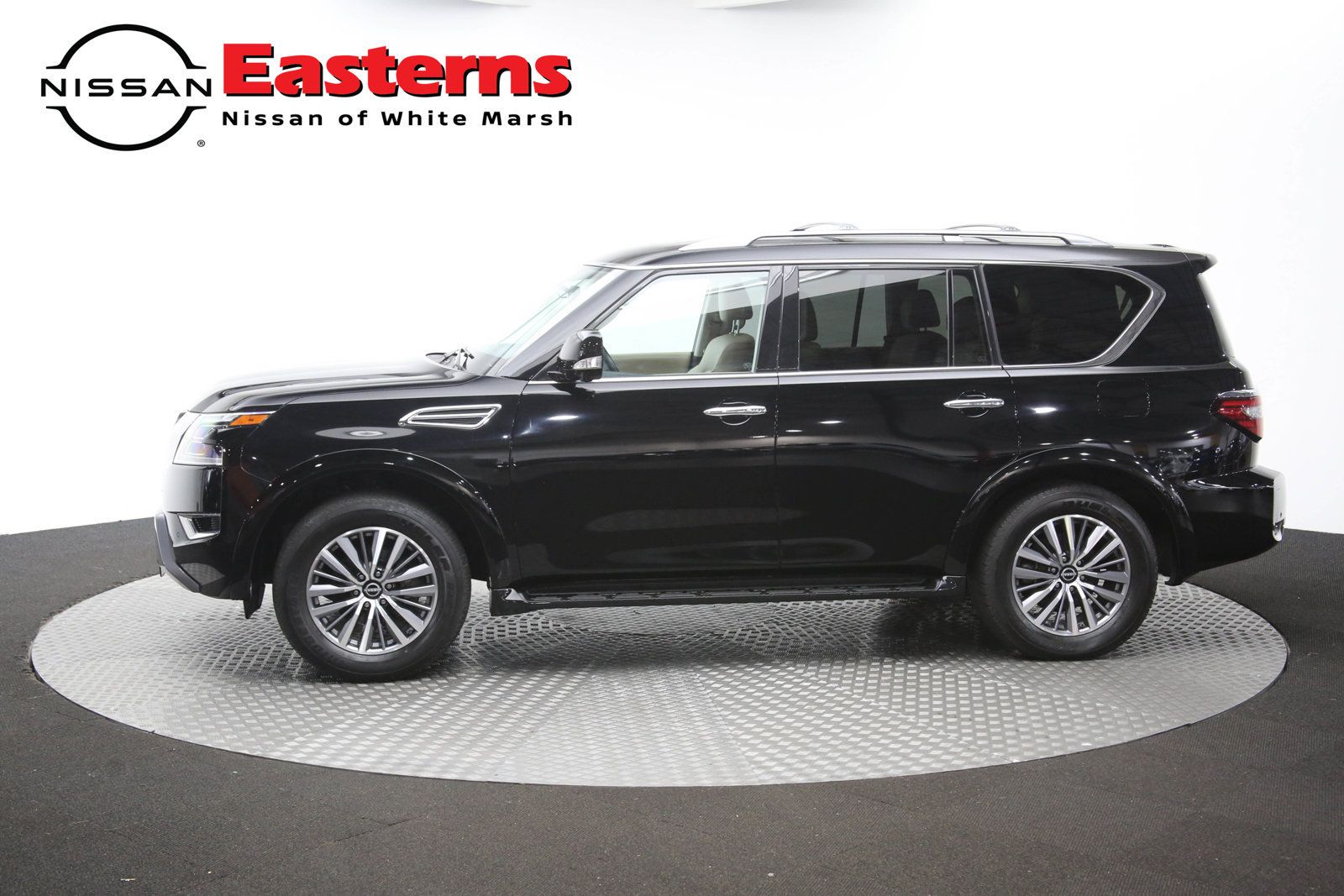 Used 2023 Nissan Armada SL w/ Captain's Chairs Package AWD/4WD image 61