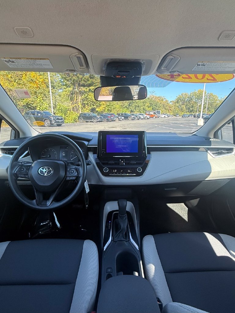 Used 2024 Toyota Corolla LE FWD image 22