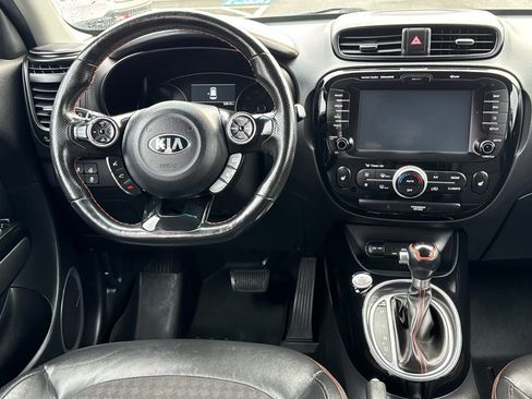 Used 2018 Kia Soul ! w/ Tech Package image 14