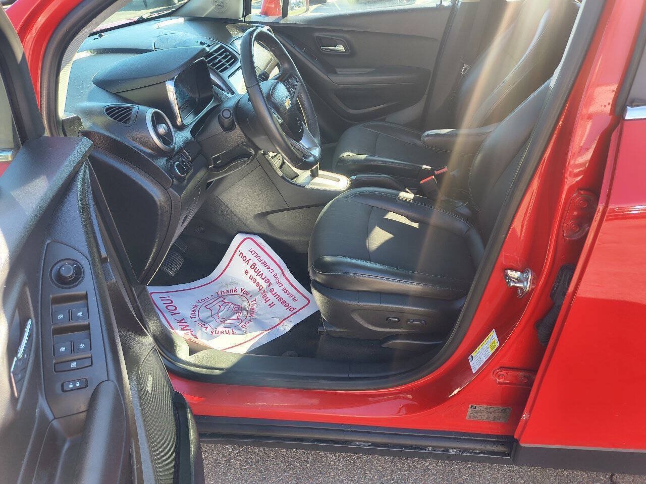 Used 2015 Chevrolet Trax LT w/ LT Sun and Sound Package AWD/4WD image 19