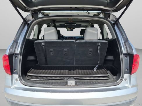 Used 2017 Honda Pilot Touring image 30