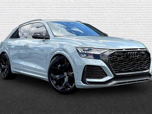 Used 2022 Audi RS Q8 w/ Carbon Optic Package AWD/4WD image 3