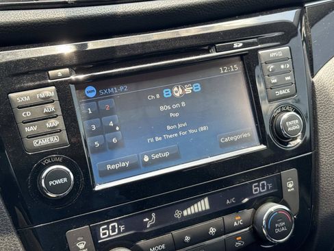 Used 2017 Nissan Rogue Sport SL FWD image 26