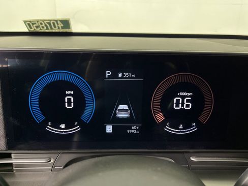 Certified 2025 Hyundai Kona SEL AWD/4WD image 20