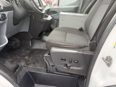Used 2018 Ford Transit 150 148 Medium Roof image 15