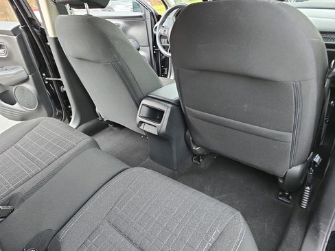 Used 2024 Honda HR-V LX image 11