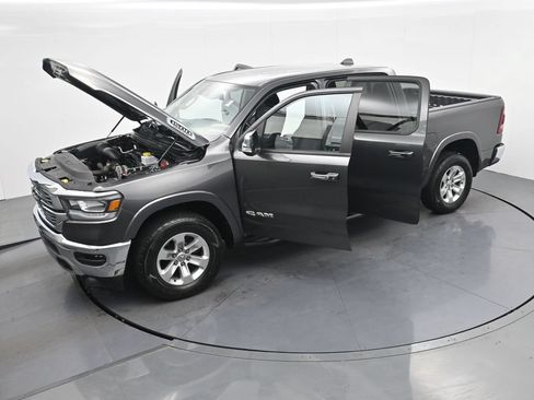 Used 2022 RAM 1500 Laramie AWD/4WD image 37