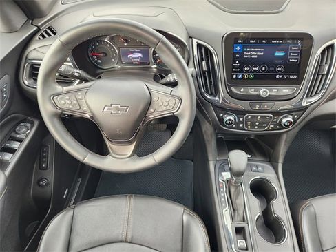 Used 2023 Chevrolet Equinox Premier image 27
