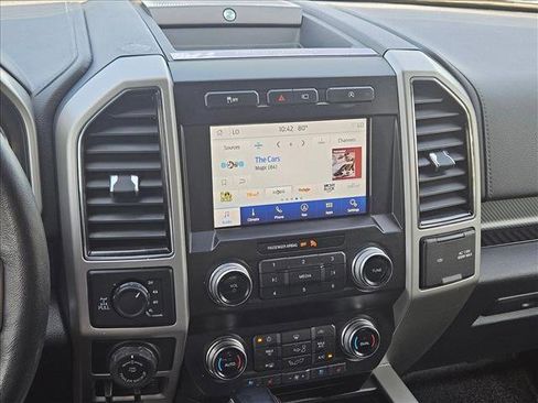 Used 2019 Ford F150 Lariat w/ Equipment Group 502A Luxury AWD/4WD image 13