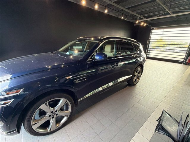 Used 2021 Genesis GV80 2.5T w/ Prestige Package 04 AWD/4WD image 2